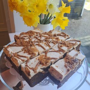Biscoff cake slices